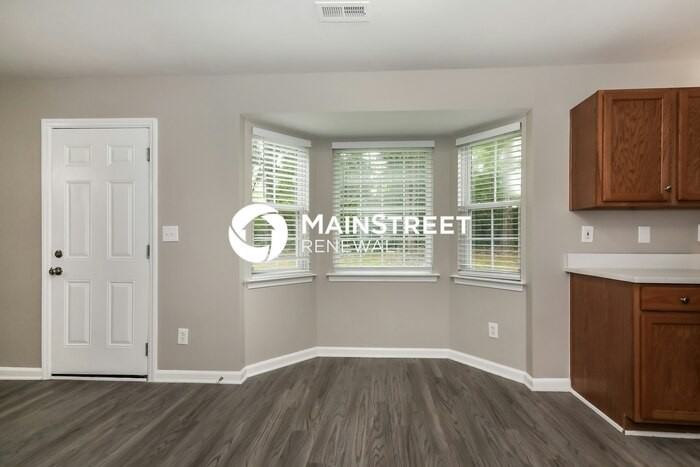 6519 Spanish Moss Ln - Photo 6 of 17