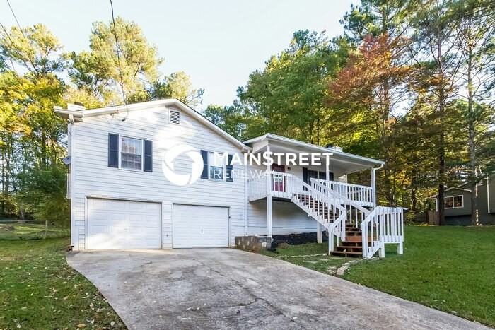 371 Indian Hills Dr - Photo 2 of 15