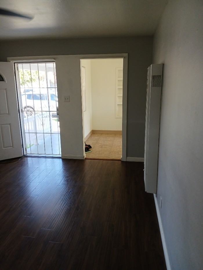 5102 Gordon Dr - Photo 4 of 16