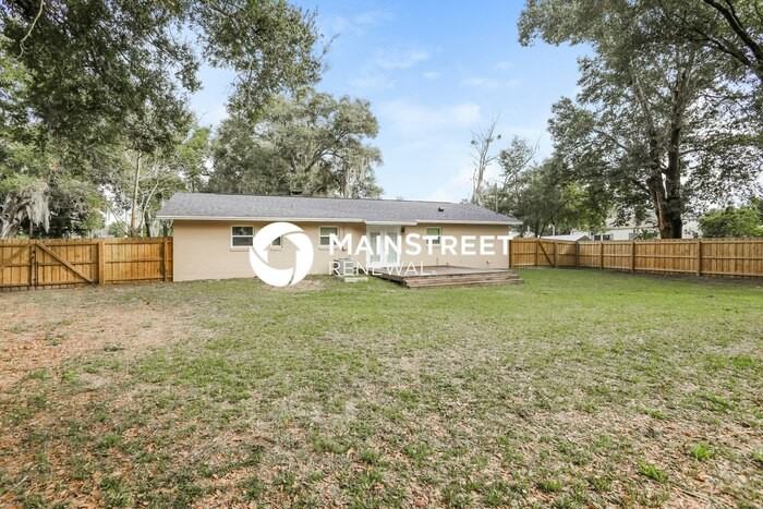 511 S Simpson St - Photo 4 of 26