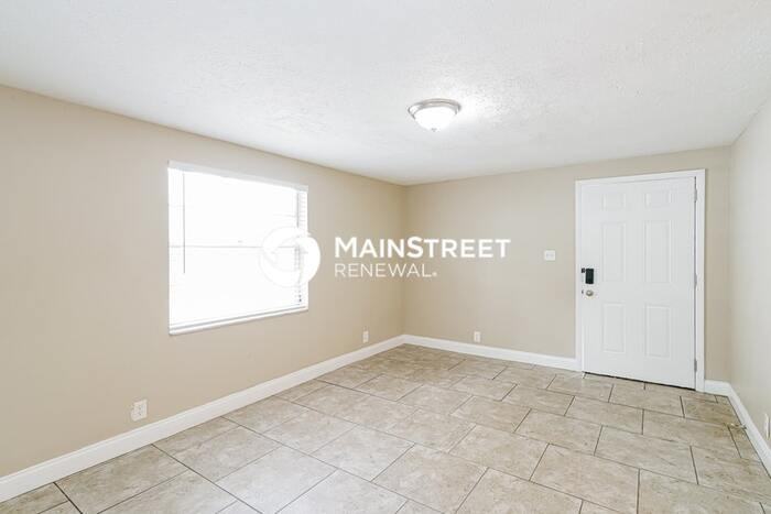 3204 N Highland Ave - Photo 4 of 18