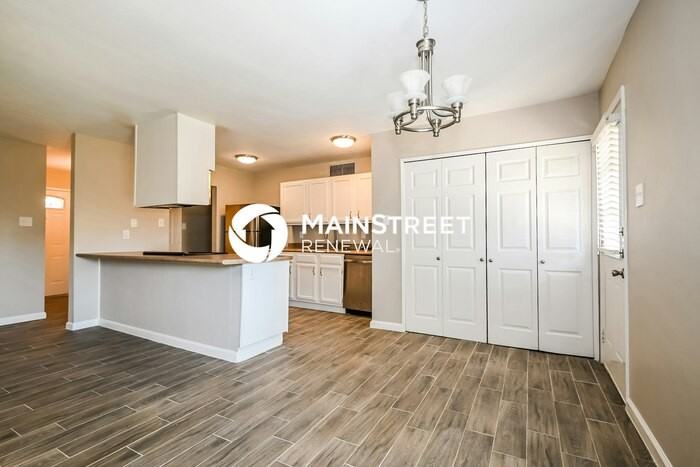 308 Rockcrest Dr - Photo 4 of 16