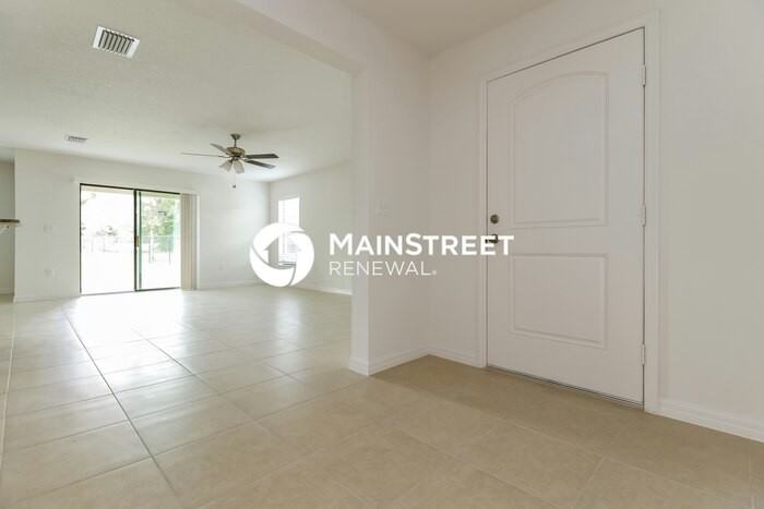 8245 Silverbell Loop - Photo 4 of 16