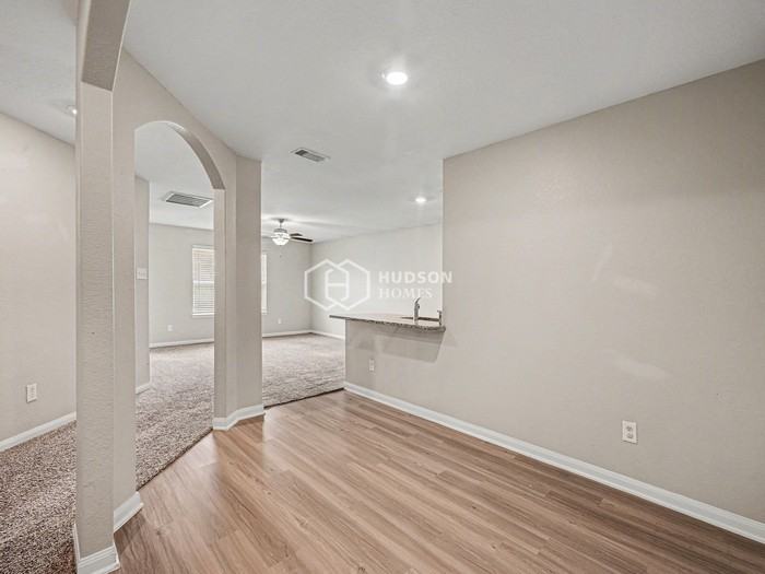 23022 Bellini Dr - Photo 6 of 26
