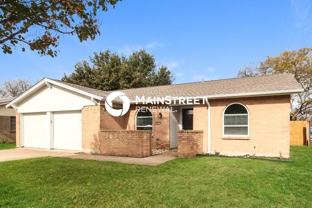 5621 Macdougall Dr - Photo 1 of 1