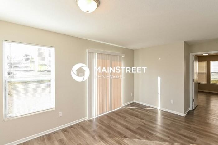 700 Shellbark Dr - Photo 6 of 17