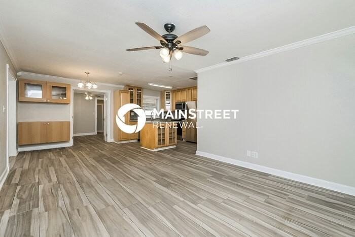 7213 Organdy Dr N - Photo 4 of 16