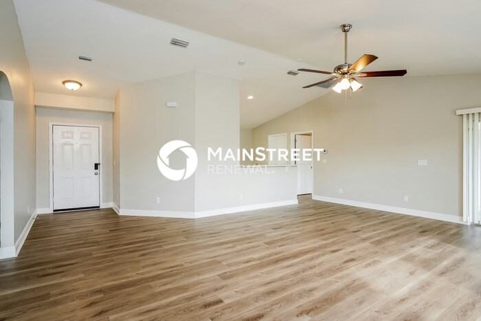 826 Adeline Ave - Photo 5 of 16