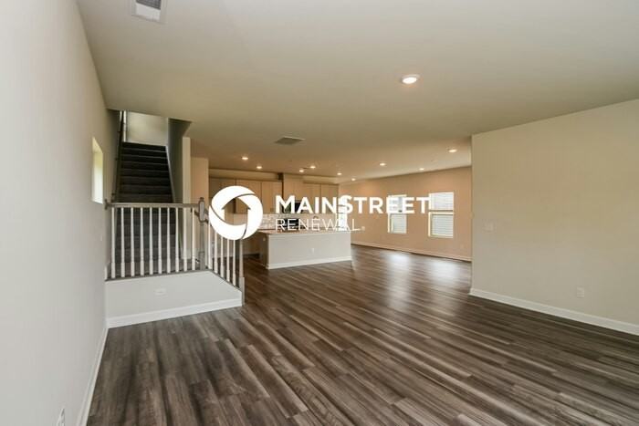 11909 Red Leaf Dr - Photo 6 of 17