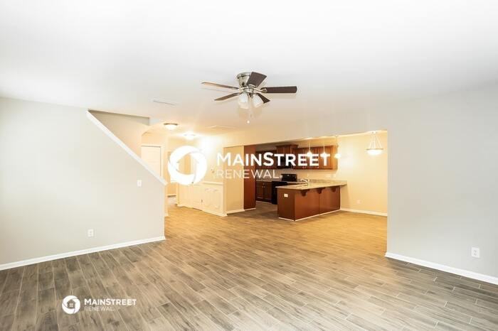 1110 Manston Pl Sw - Photo 6 of 17