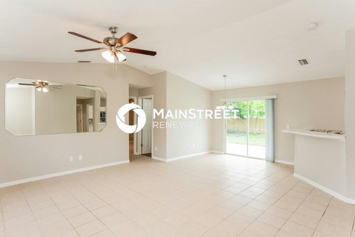 2772 Cranbrook Ave - Photo 6 of 16