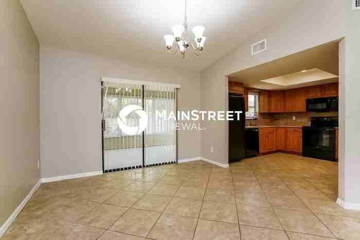 113 Ne 18th Pl - Photo 4 of 16