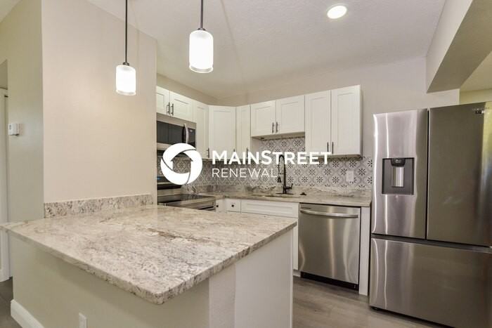 983 N Waycross Cir - Photo 5 of 16