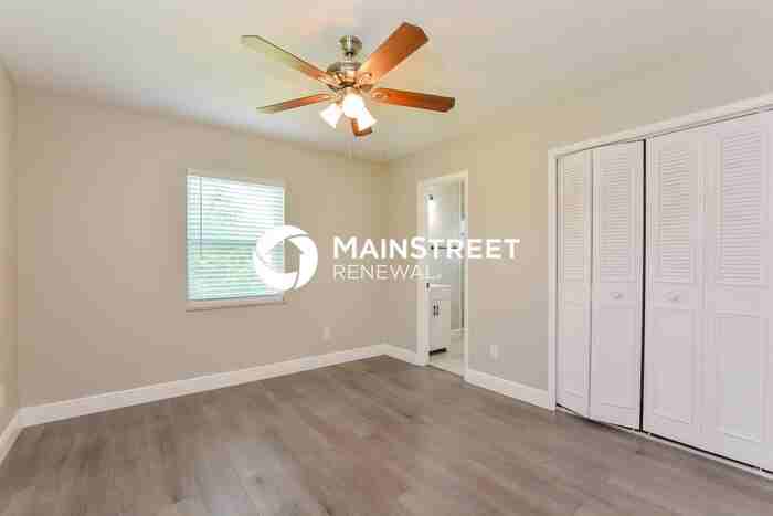 983 N Waycross Cir - Photo 7 of 16