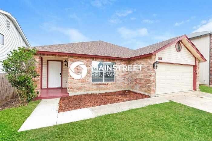 8011 Chestnut Barr Dr - Photo 3 of 16