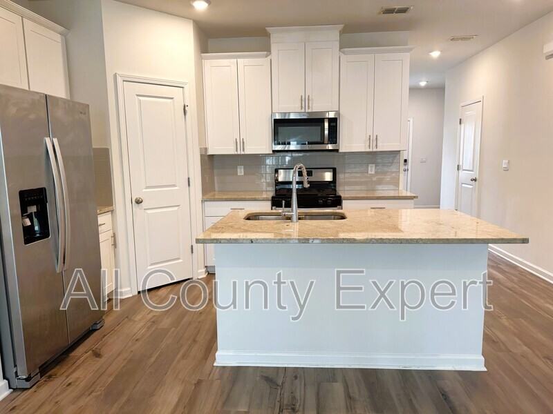 5190 Glade Park Dr - Photo 3 of 19