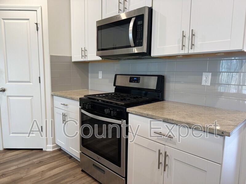 5190 Glade Park Dr - Photo 5 of 19