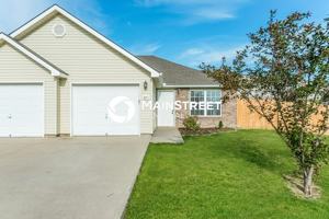 featured image of 207 Palmer Ct