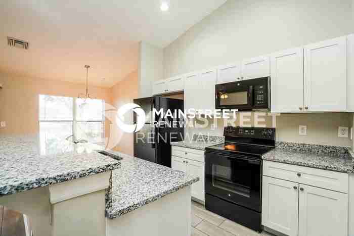 916 Nw 15th Ave - Photo 7 of 16