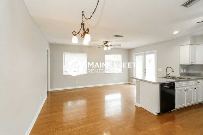 1469 Wise Dr - Photo 5 of 16