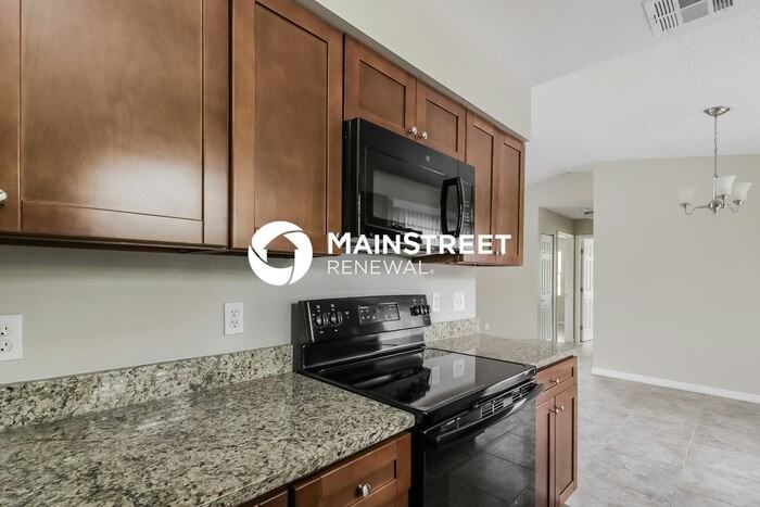 1072 Genesee Ave Se - Photo 7 of 16