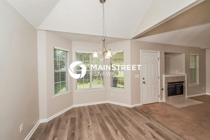 4928 Madison Cir - Photo 5 of 17