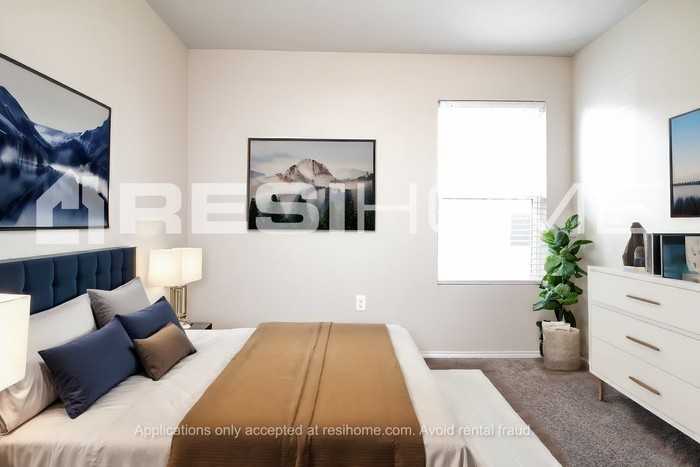 11709 Jude Way - Photo 7 of 16