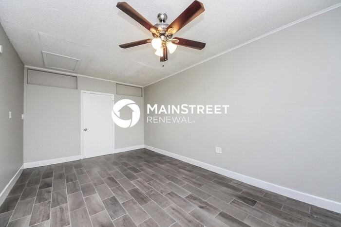 1008 Armada Ct - Photo 7 of 16