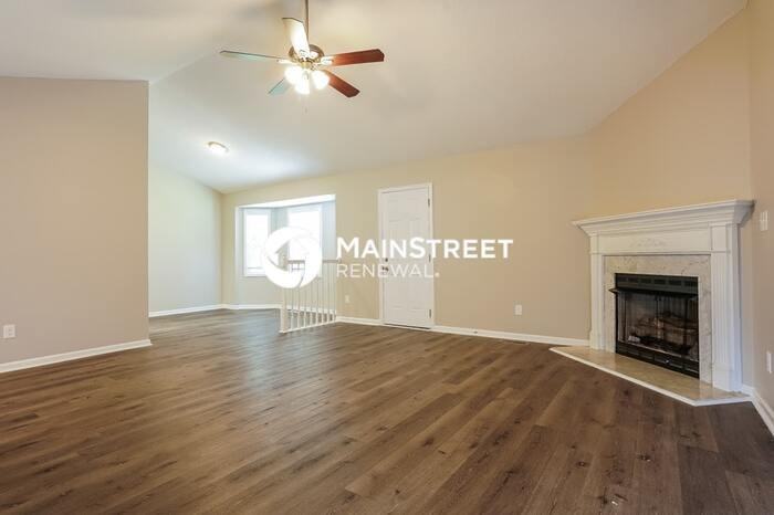 1218 Fiddle Ct - Photo 4 of 16