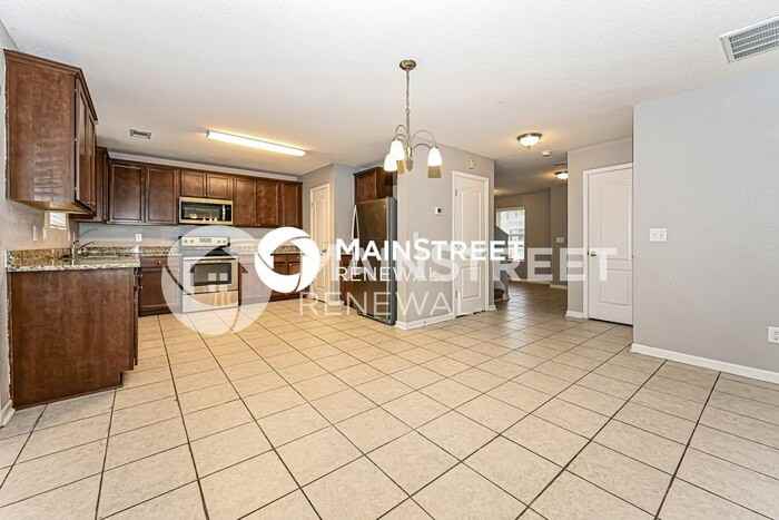 2509 Queen Bee Dr - Photo 5 of 17