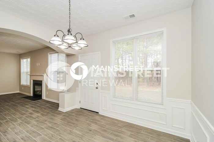 7086 Littlebrook Way - Photo 7 of 17