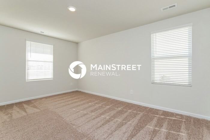 216 Indian Summer St - Photo 6 of 17