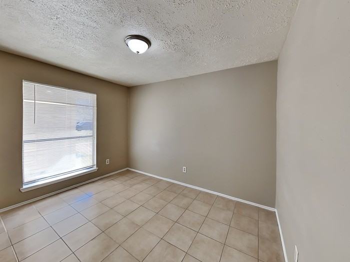 5927 Woodmancote Dr - Photo 5 of 21