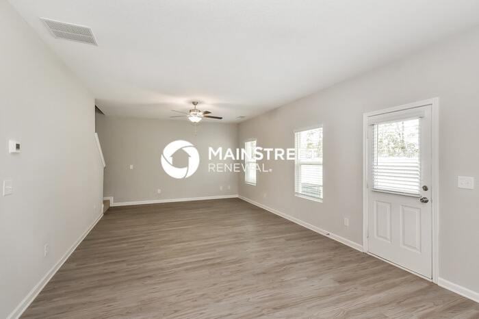 30 Katelen Ct - Photo 4 of 17