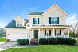 featured image of 18 Barrette Ln