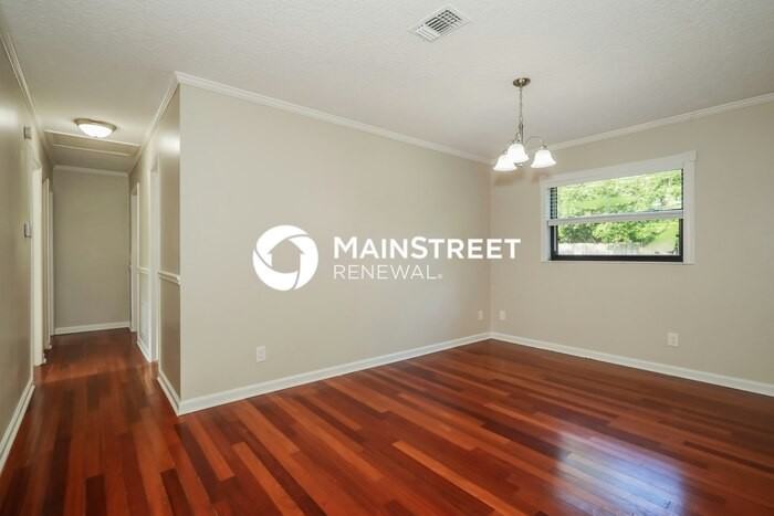 1706 Grove Park Dr - Photo 6 of 16