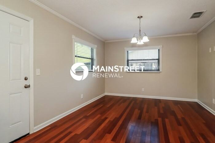 1706 Grove Park Dr - Photo 7 of 16