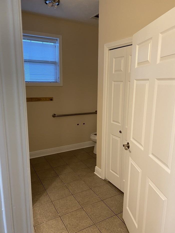 320 Saint Francis St - Photo 3 of 15