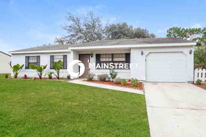 829 Tampa Ave Se - Photo 3 of 16