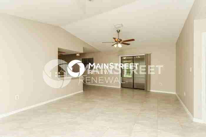 608 Helicon Ter - Photo 5 of 15