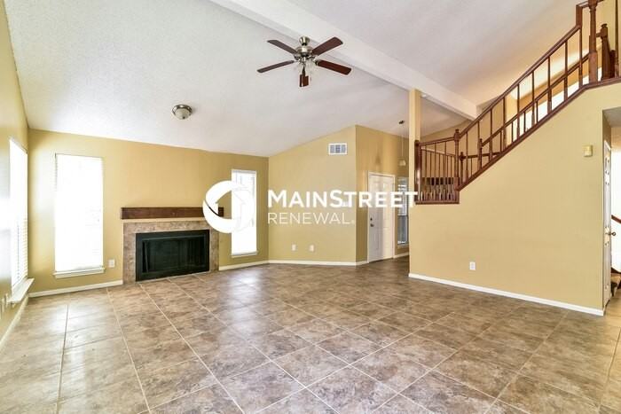 8403 Everseen Ln - Photo 3 of 18