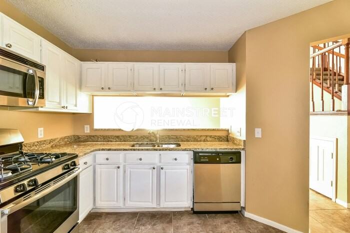 8403 Everseen Ln - Photo 7 of 18