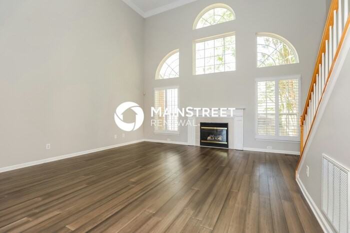 7101 Holt Run Dr - Photo 4 of 17