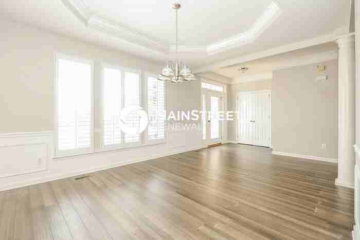 7101 Holt Run Dr - Photo 6 of 17