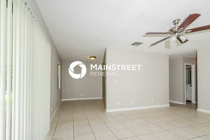 646 Sw Byron St - Photo 5 of 16