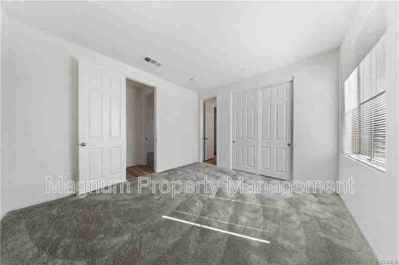 2112 Saratoga Dr - Photo 6 of 41