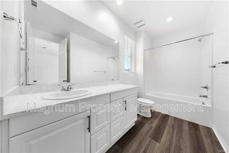 2112 Saratoga Dr - Photo 7 of 41