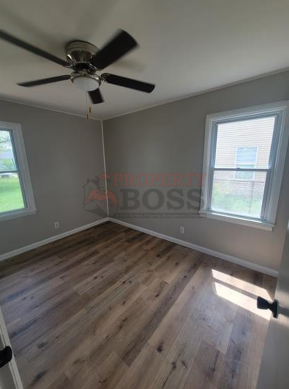 2010 Vermont St - Photo 5 of 6