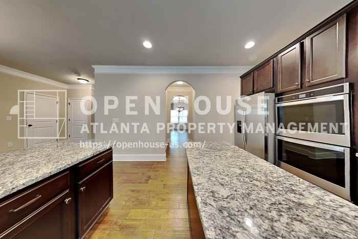 3770 Brookhollow Dr - Photo 7 of 27