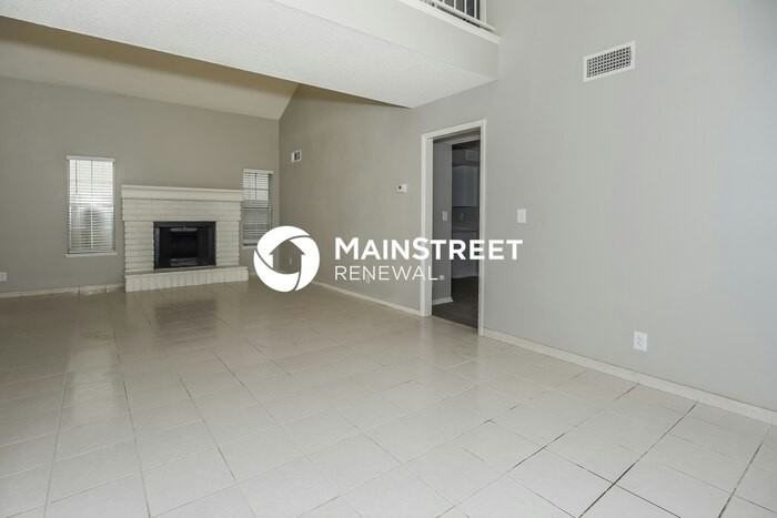 1712 Ember Glow Cir - Photo 5 of 17